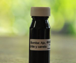 Bomba: Ajo, chile y canela